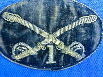 Scarce U.S. Civil War 1st Cavalry Large Oval Hardy Hat Insignia - Image 3 of 5