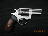 Ruger GP100 357 magnum - 1 of 9