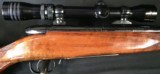 Weatherby Mark V Deluxe (Left Hand) .300 Wby. Mag. - 4 of 12