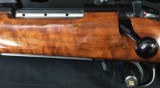 Weatherby Mark V Deluxe (Left Hand) .300 Wby. Mag. - 7 of 12