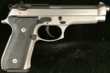 Beretta 92FS Inox - 1 of 4