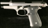 Beretta 92FS Inox - 4 of 4