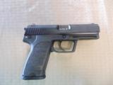 H&K USP40 - 2 of 2