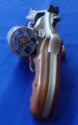 Smith & Wesson Model 629-4 .44 Mag - 6 of 7