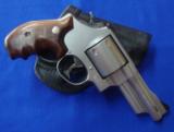 Smith & Wesson Model 629-4 .44 Mag - 1 of 7