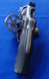 Smith & Wesson
Model 625-7 Mountain Gun .45LC - 4 of 5