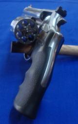 Smith and Wesson Model 686 .357 - 5 of 6