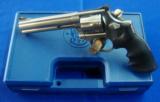 Smith and Wesson Model 686 .357 - 1 of 6