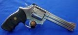 Smith & Wesson Model 686 .357 - 1 of 8