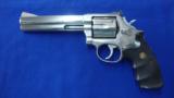 Smith & Wesson Model 686 .357 - 4 of 8