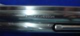Smith & Wesson Model 686 .357 - 7 of 8