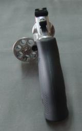 Smith and Wesson Model 686-6 Plus .357 - 5 of 5