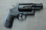Smith & Wesson Govenor .45 Colt-.45 ACP-.410 - 2 of 6