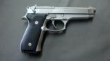 Beretta Model 96 INOX .40 S&W - 4 of 6