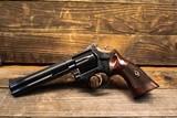 Smith & Wesson 586 357Mag - 1 of 14