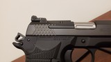 Wilson Combat EDC X9 9mm W/ Soft Case + Accessories - 4 of 13