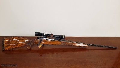 Weatherby Custom Shop Mark V .300 WBY Mag