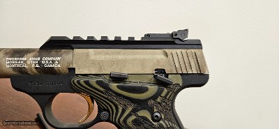 **PRICE REDUCED** Browning Buck Mark .22LR - Image 3 of 11
