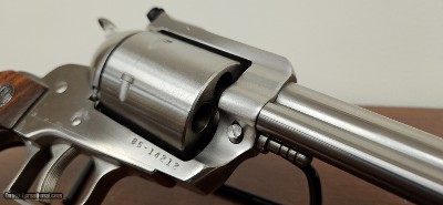 **PRICE REDUCED 2/19/26** Ruger New Model Super Blackhawk .44 Mag 7.5