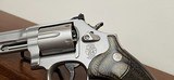 Smith & Wesson 686-6 .357 - Unfired Floor Demo - 3 of 12