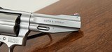 Smith & Wesson 686-6 .357 - Unfired Floor Demo - 10 of 12