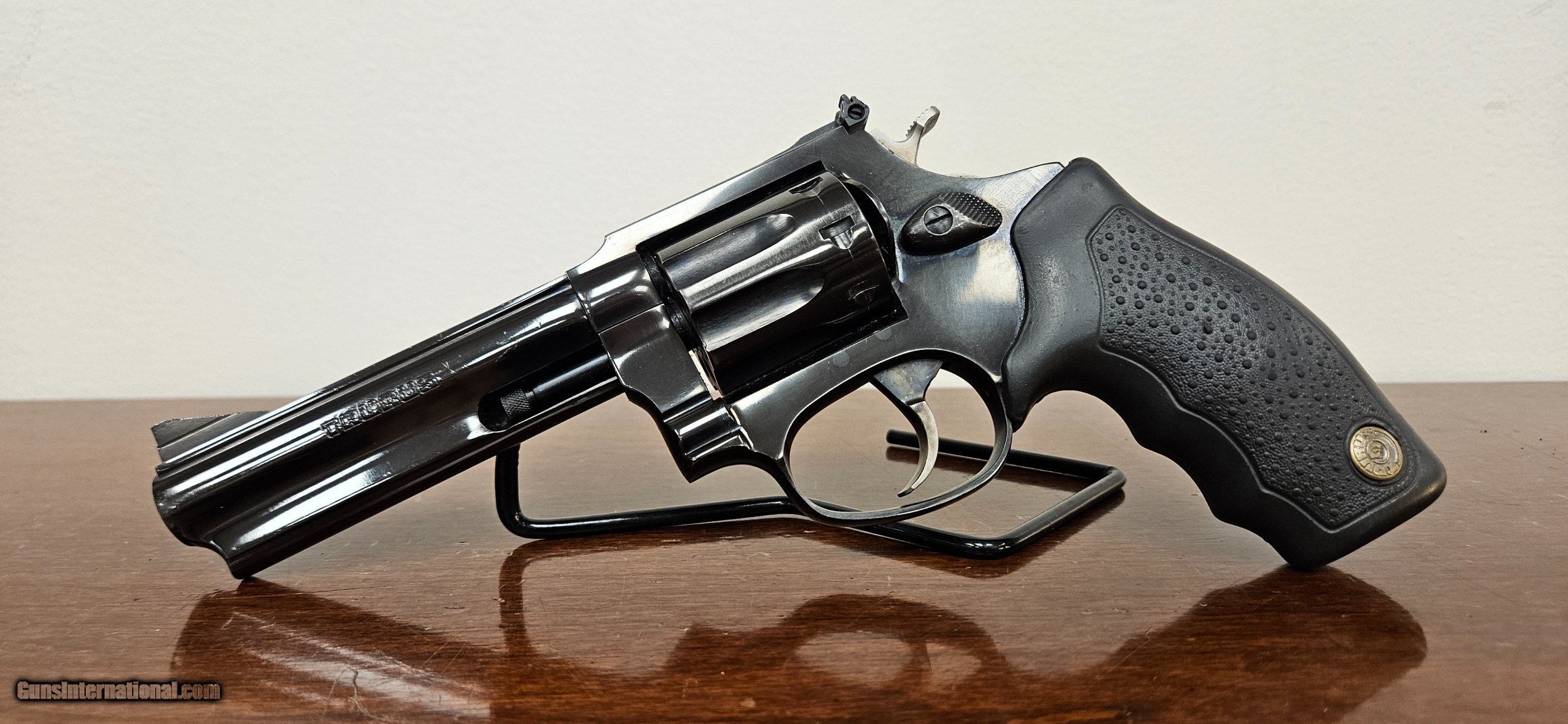 Taurus 941 8 Shot .22WMR