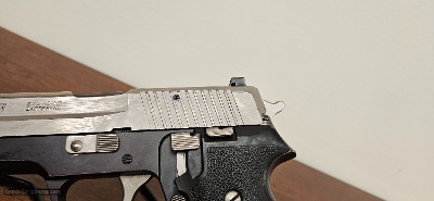 PRICE REDUCED !!!!!2 Tone German Sig Sauer P220 W/ Box + Safariland OWB Holster .45 ACP - Image 10 of 18