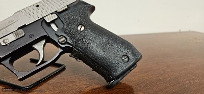 PRICE REDUCED !!!!!2 Tone German Sig Sauer P220 W/ Box + Safariland OWB Holster .45 ACP - Image 9 of 18