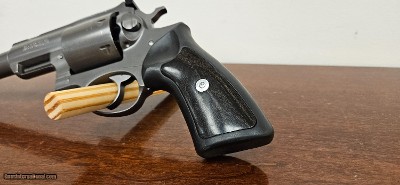 **PRICE REDUCED 2/6/26** Ruger Super Redhawk .480 Ruger W/ Box + Rings - Image 3 of 16