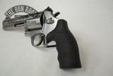 Smith & Wesson 686-6 .357 Mag 7 Shot W/ Box - 6 of 16