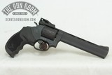 Taurus 992 Tracker W/ .22LR + .22 Mag Cylinder + Box - 2 of 8