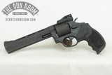 Taurus 992 Tracker W/ .22LR + .22 Mag Cylinder + Box - 7 of 8