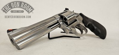 Smith & Wesson 686-6 Plus .357 Mag - Image 8 of 16