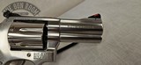 Smith & Wesson 686-6 .357 Mag 7 Shot - 11 of 15