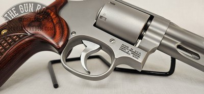 Smith & Wesson 686-6 Performance Center .357 Magnum - Image 11 of 14