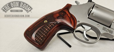 Smith & Wesson 686-6 Performance Center .357 Magnum - Image 9 of 14