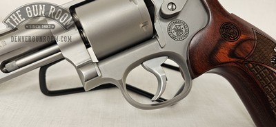 Smith & Wesson 686-6 Performance Center .357 Magnum - Image 4 of 14