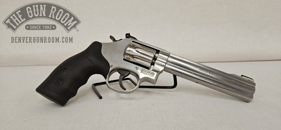 Smith & Wesson 617-6 .22LR - Image 9 of 19