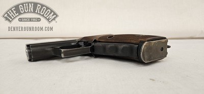 Heckler & Koch P7M13 9mm W/ 6 Mags + Holster + Griffe Grips - Image 18 of 20