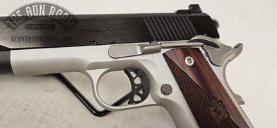 Springfield Armory Ronin .45 ACP W/ Box - Image 5 of 17