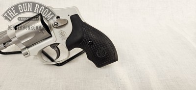 Smith & Wesson 642-2 .38SPL +P - Image 2 of 13