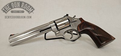 Smith & Wesson 686-6 .357 Mag 7 Shot W/ Box - Image 2 of 20