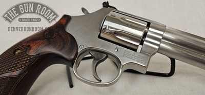 Smith & Wesson 686-6 .357 Mag 7 Shot W/ Box - Image 15 of 20