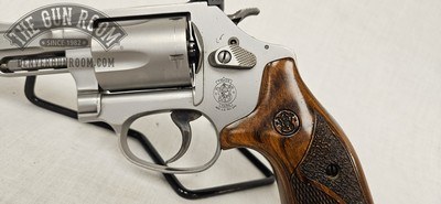 Smith & Wesson 60-15 Pro Series .357 Mag - Image 4 of 17