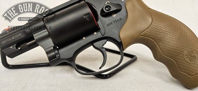 Smith & Wesson 360J Airweight .357 Mag W/ Box - Image 5 of 17