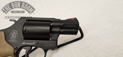 Smith & Wesson 360J Airweight .357 Mag W/ Box - Image 14 of 17