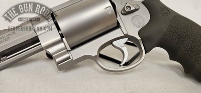 Smith & Wesson 460 Performance Center - Image 7 of 17