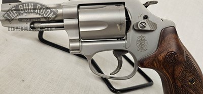 Smith & Wesson 60-15 Pro Series .357 Mag - Image 4 of 15