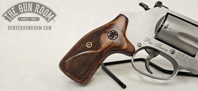 Smith & Wesson 60-15 Pro Series .357 Mag - Image 9 of 15