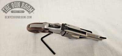 Smith & Wesson 60-15 Pro Series .357 Mag - Image 14 of 15